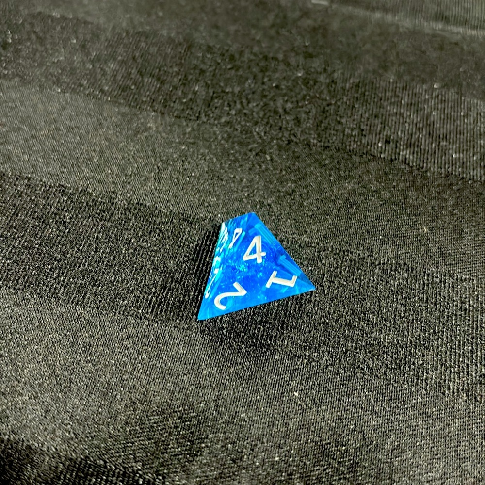 D4 dice, set of one 4 sided die, handmade resin, blue D&D TTRPG - Picture 1 of 1
